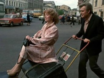 Стоп-кадр из фильма «Вокзал для двоих».